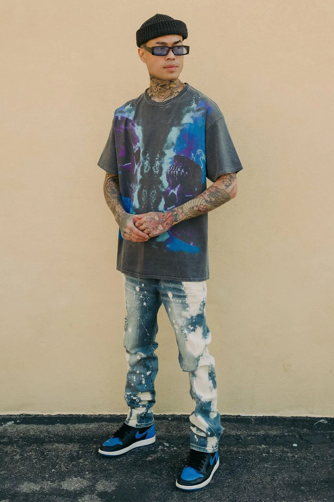 Bleached With Paint Splatter Ripped Slim Jeans - Light Wash