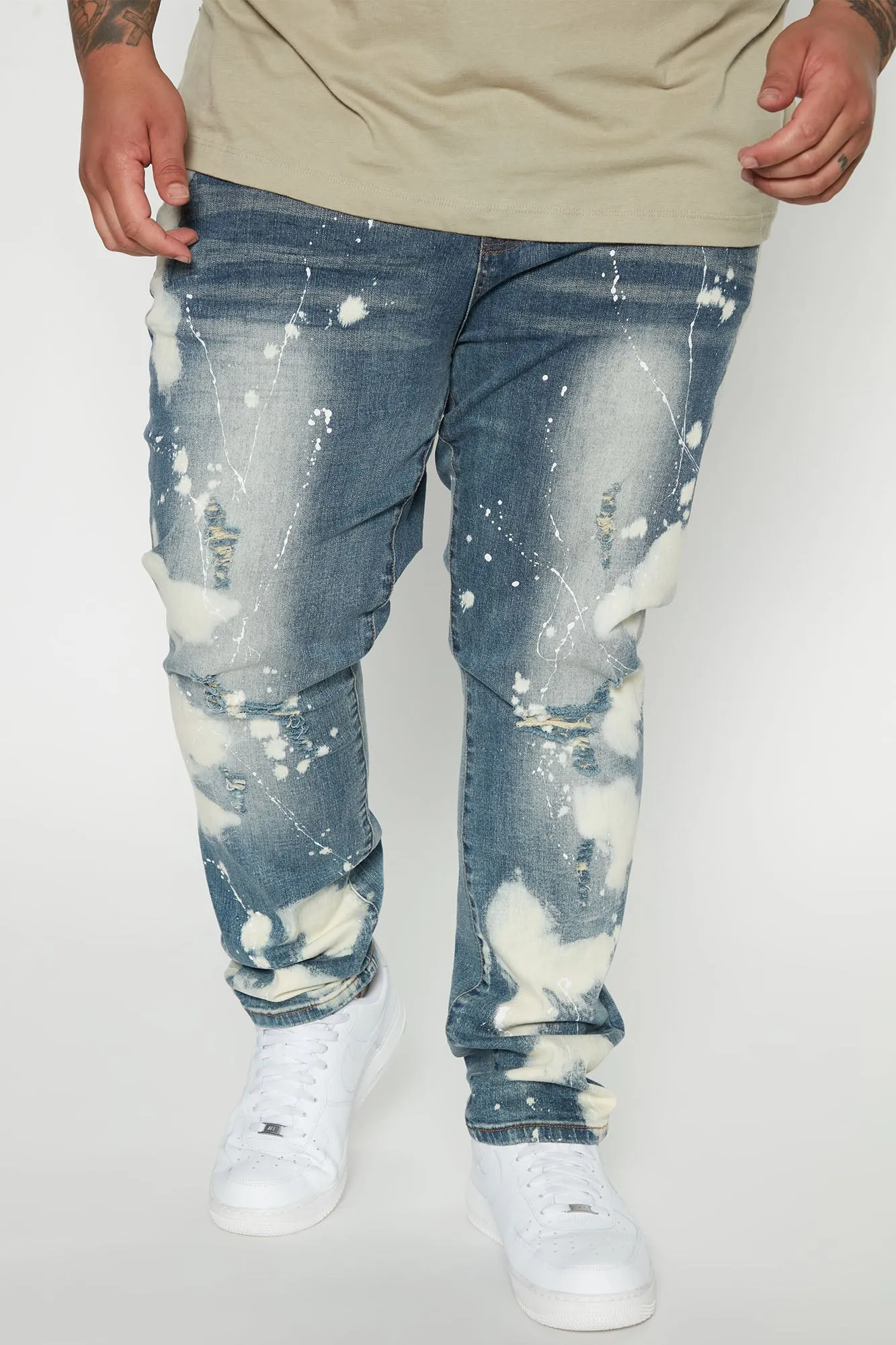 Bleached With Paint Splatter Ripped Slim Jeans - Light Wash