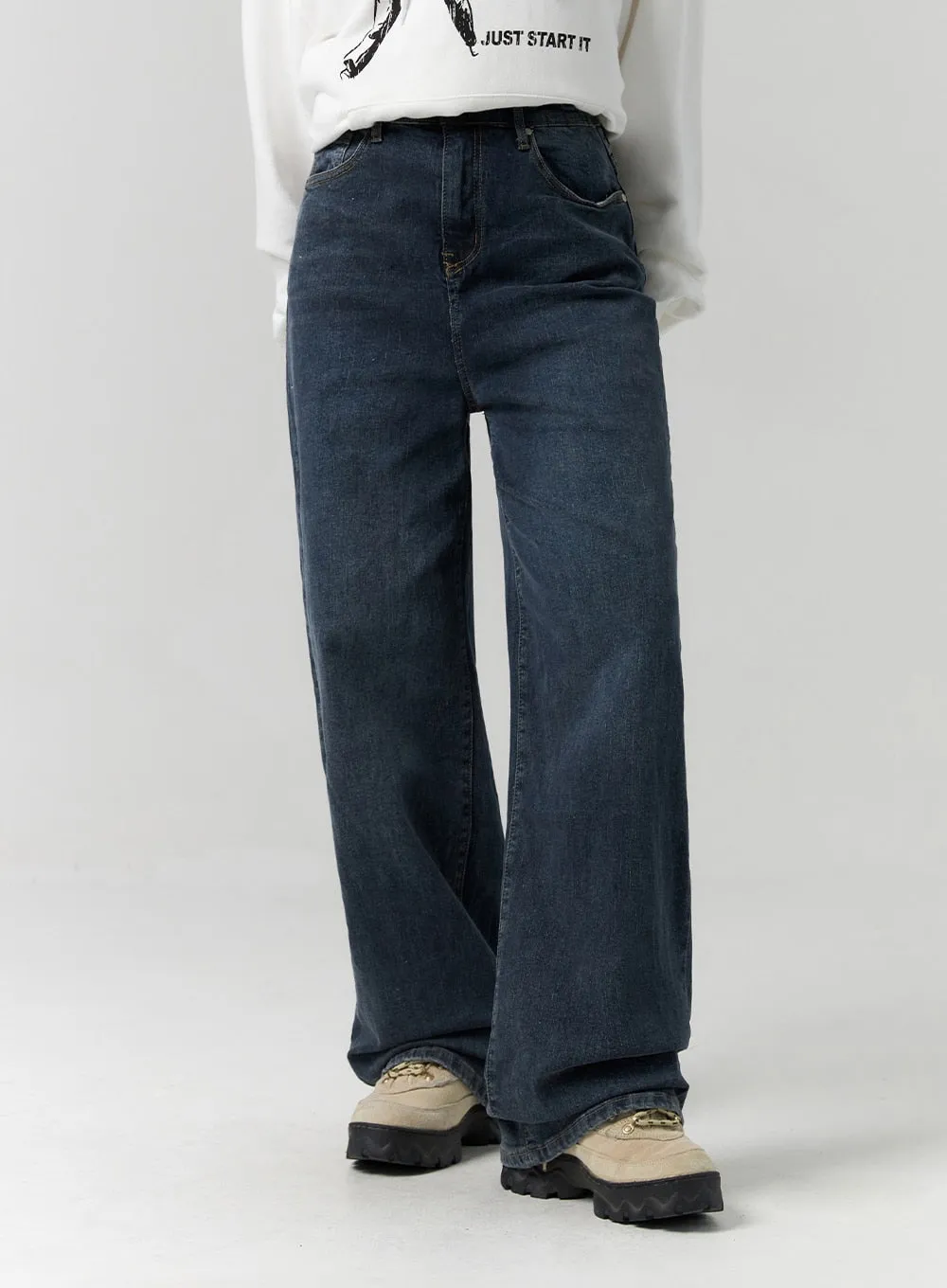 Dark Wash Wide-Leg Jeans CS314